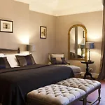 Chateau St Pierre De Serjac 4* Puissalicon