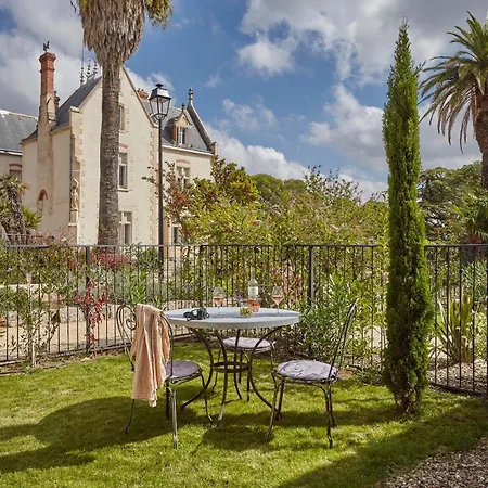 Hotel Château St Pierre De Serjac 4*