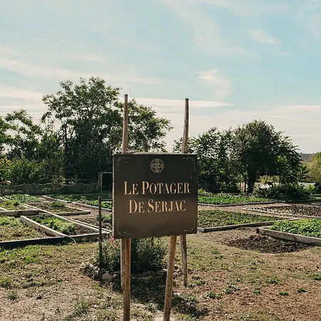 Chateau St Pierre De Serjac Puissalicon