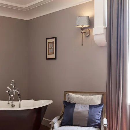Chateau St Pierre De Serjac Hotel Puissalicon