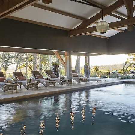 Château St Pierre De Serjac 4* Puissalicon