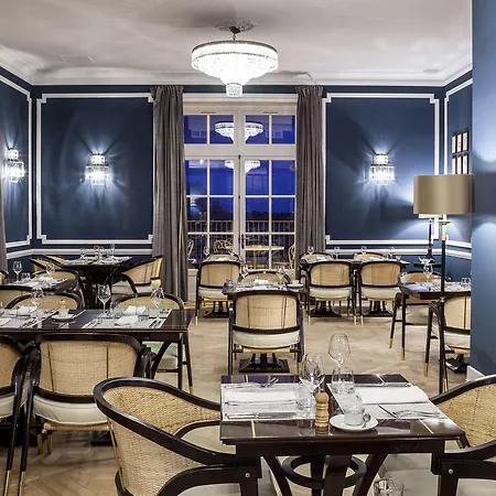 Château St Pierre De Serjac Hotel