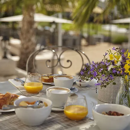 Château St Pierre De Serjac