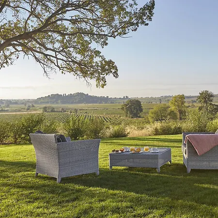 Chateau St Pierre De Serjac فندق 4*