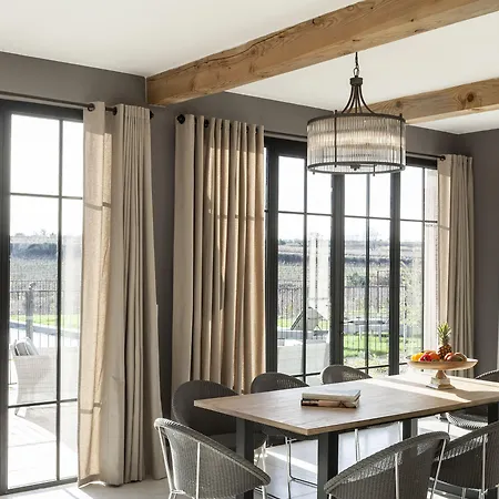 Hotel Château St Pierre De Serjac Puissalicon