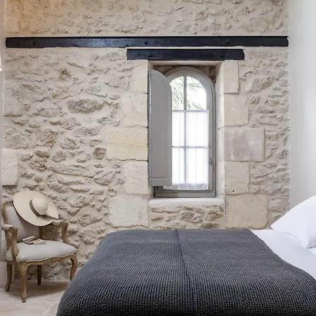 Chateau St Pierre De Serjac فندق Puissalicon