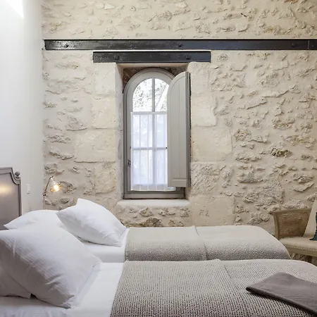 Château St Pierre De Serjac 4* Puissalicon