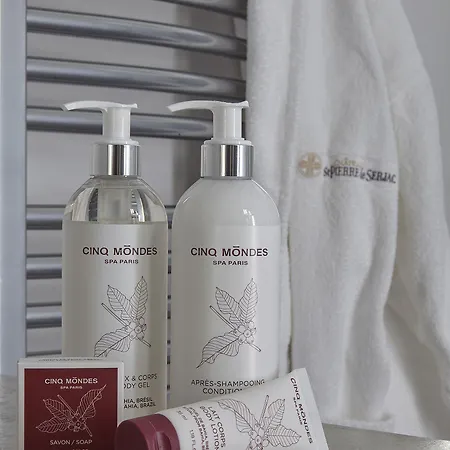 فندق Chateau St Pierre De Serjac Puissalicon