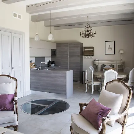 Otel Chateau St Pierre De Serjac Puissalicon