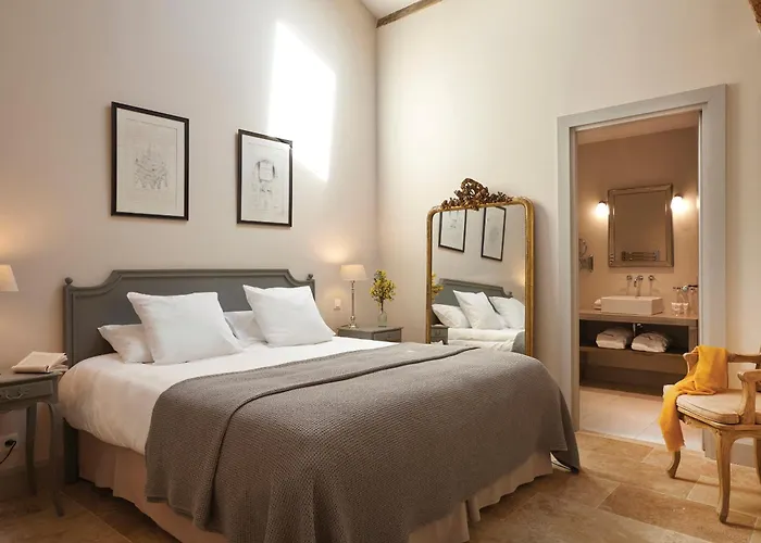 Chateau St Pierre De Serjac Hotel Puissalicon