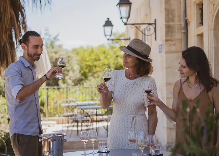 Chateau St Pierre De Serjac