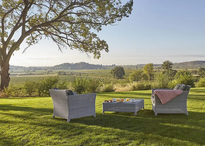 Château St Pierre De Serjac Hotel 4*