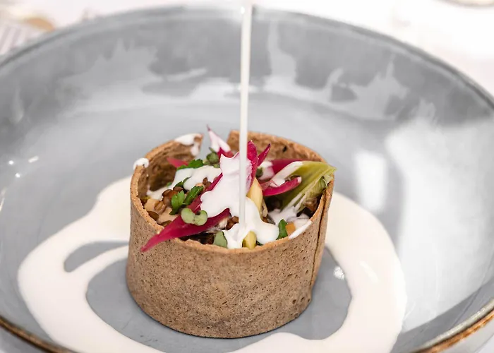 Château St Pierre De Serjac Puissalicon