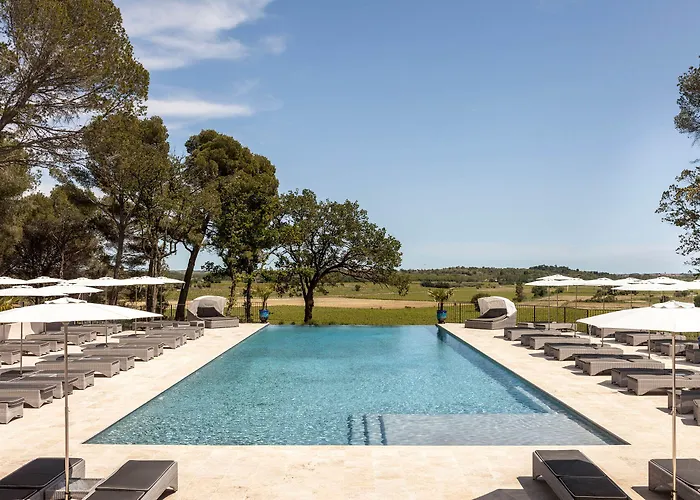 Château St Pierre De Serjac Puissalicon