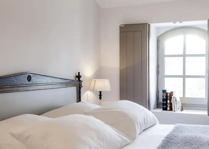 Hotel Château St Pierre De Serjac